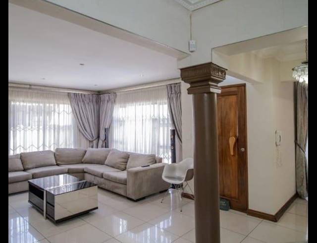 3 BEDROOM HOUSE FOR SALE IN WESTDENE